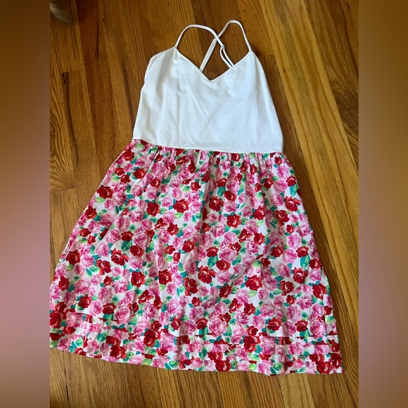 Pretty in Pink! STYLE BOX - Picture 4 of 6